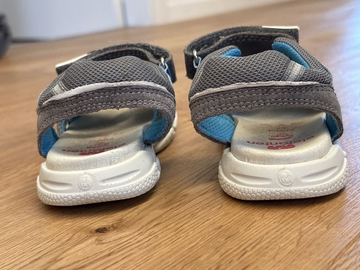 Elefanten Schuhe für Jungen: Elefanten Sandalen Gr. 27 – Gebraucht aus Bettlach von Schtine1 3