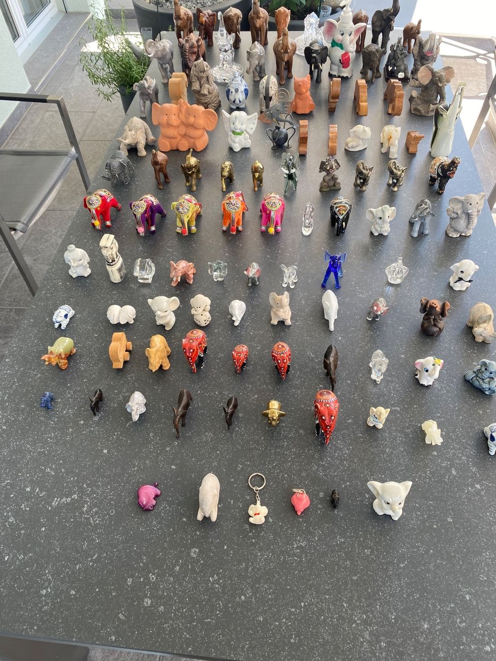Figuren: Elefantensammlung 106 Stück – Gebraucht aus Luzern von Harikan