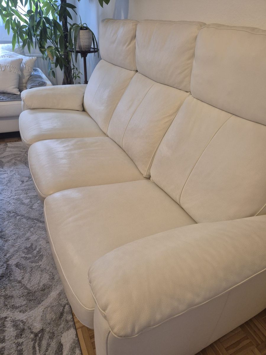 Pfister Divani: Zwei mal Ledersofas weiß perlen – Usato da Muttenz venduto da d.maxim 1