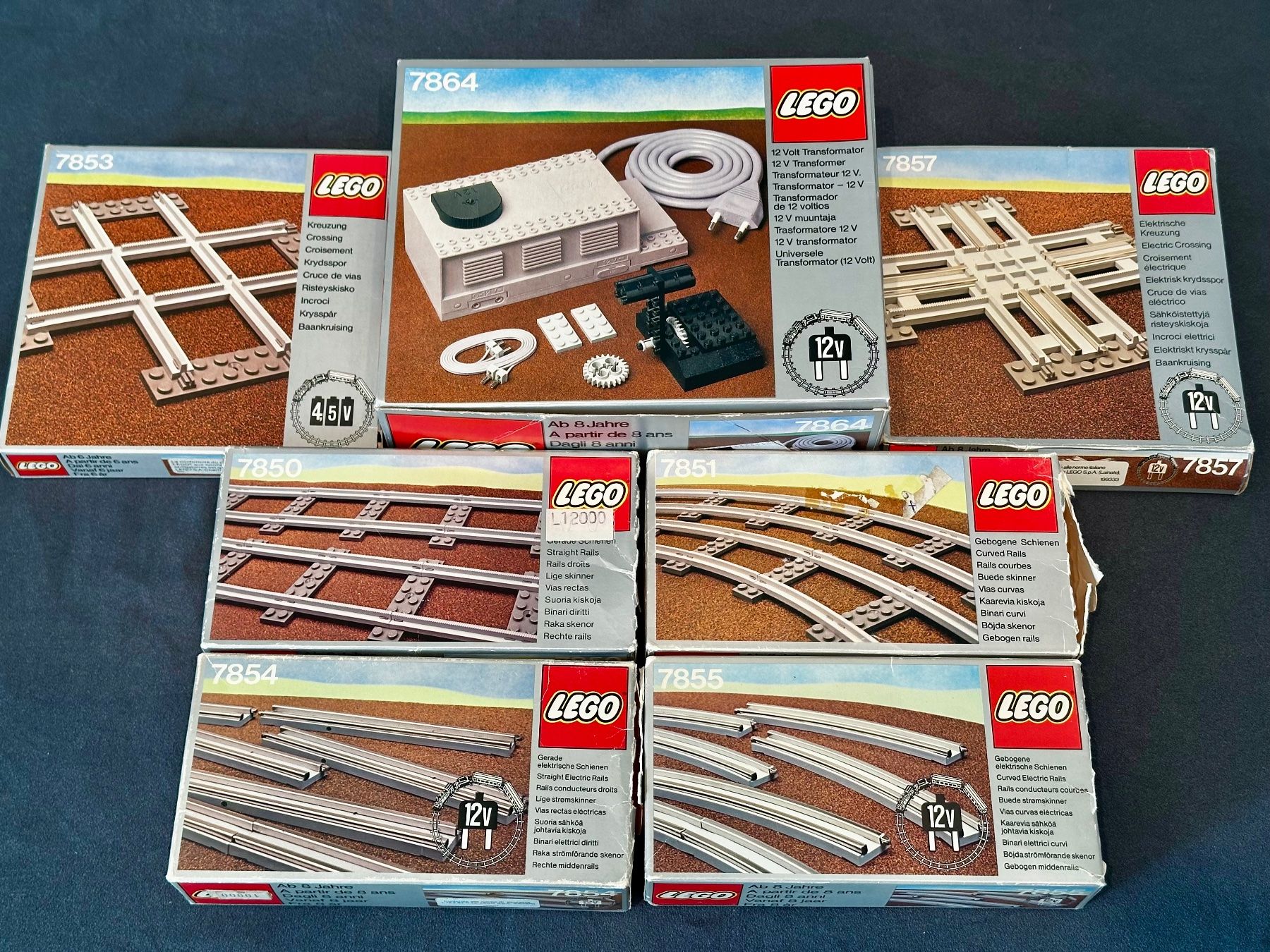 Lego Jouets: Lego 7864 12v transformer + Rails + Intersection – D'occasion à Bellinzona par Alby_C.