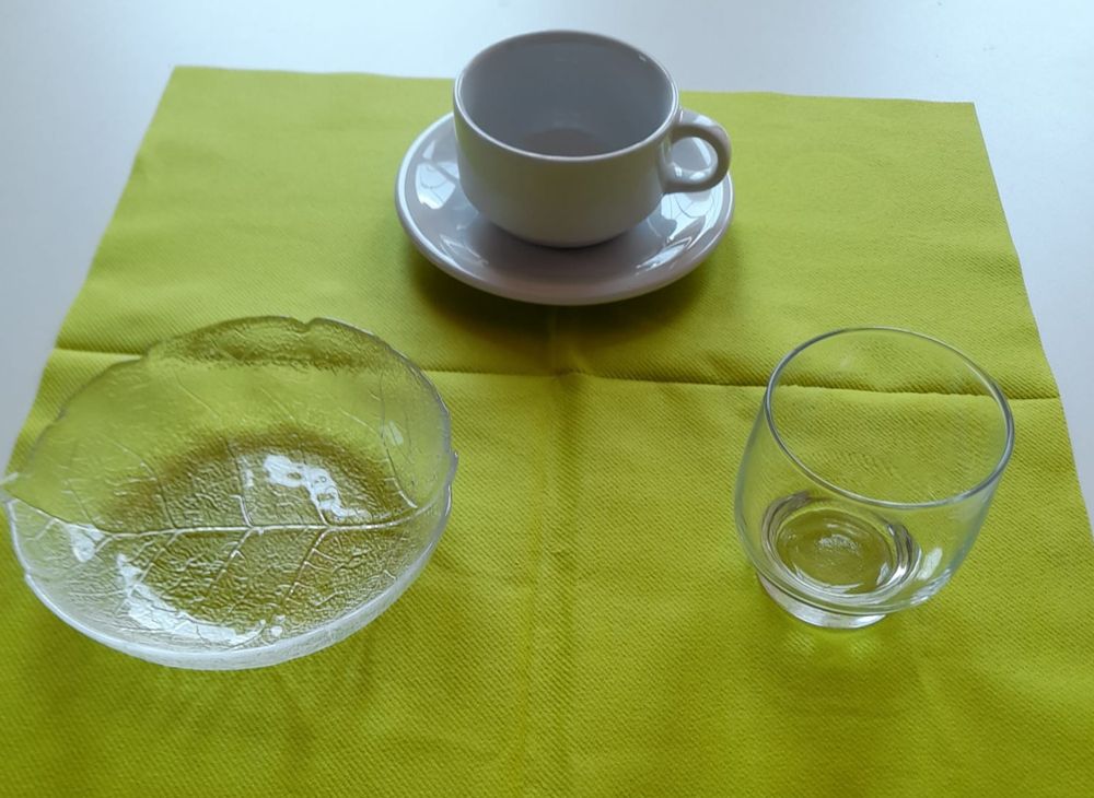 Geschirrsets: Speiseservice, Besteck, Tassen und Gläser, je 50 Stück – Gebraucht aus Widnau von Rheintal47 4