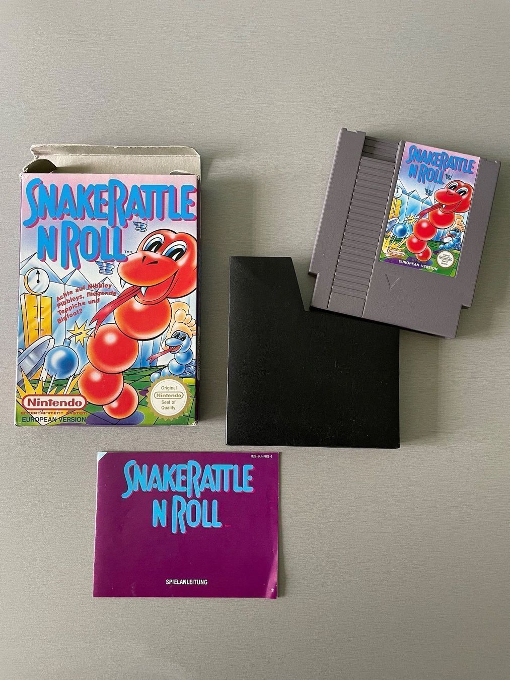 Nintendo Console: Nintendo Original NES Konsole, Controller & Games Set RETRO – Usato da Glattfelden venduto da Danshari 9