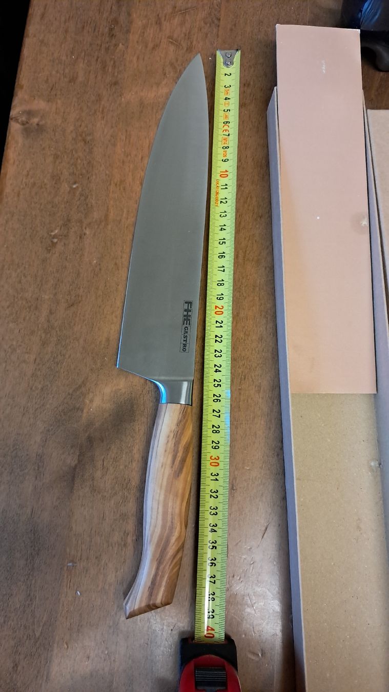 Coltelli da cucina: FHE Gastro Kochmesser, olivenbaum grif im Karton! – Nuovo (secondo la descrizione) da Zürich venduto da Sava_1987