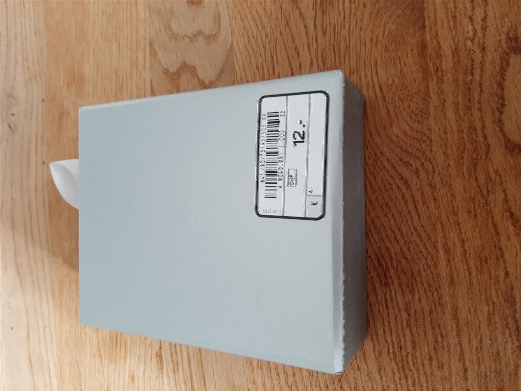 Portafogli: Schwarz-Blaue Brieftasche Originalverpac – Nuovo e nell'imballaggio originale da Affoltern am Albis venduto da Sabinezc 1