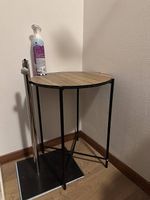 Beistelltisch mit Holzplatte und Metallgestell, neu!