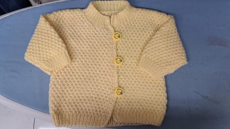 Strickjacke gelb Gr 68