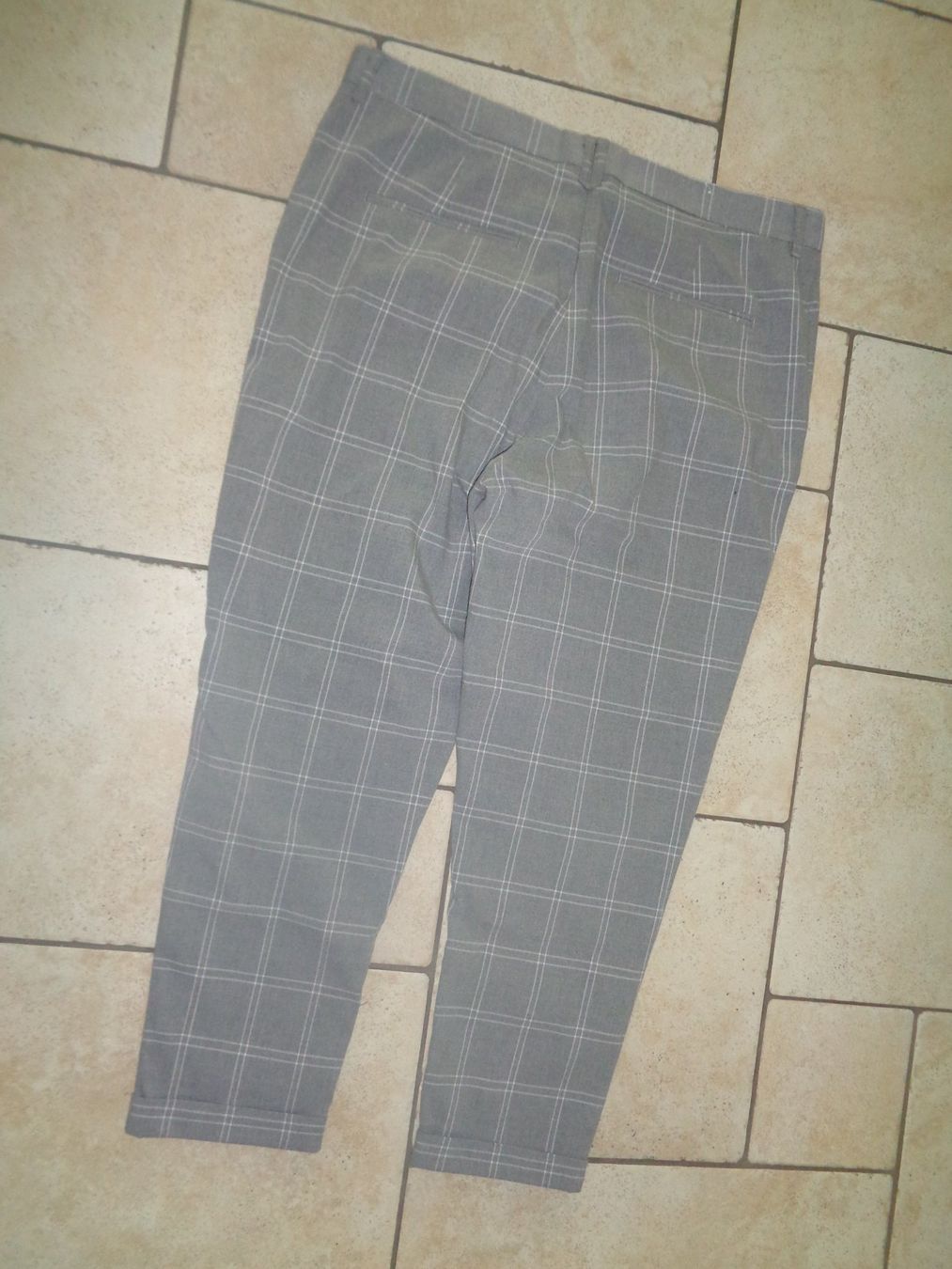 Zara Pantalons: Hose  Zara  Grösse 44 – D'occasion à Kreuzlingen par Robi-2003 3