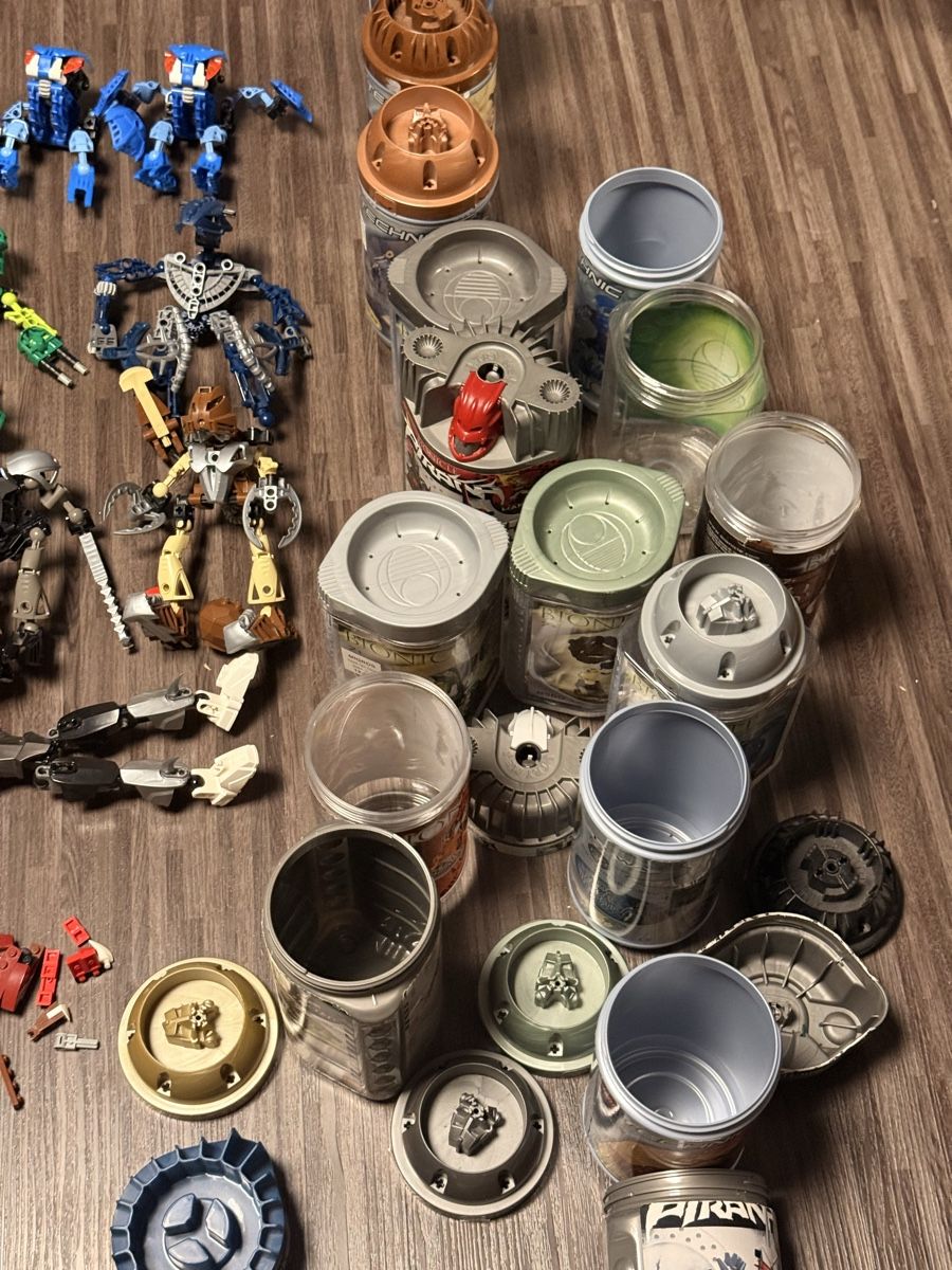 Lego Spielzeuge: Lego Bionicle Sammlung (+Lego Chima) – Gebraucht aus Kirchberg SG von hee_8trd 7
