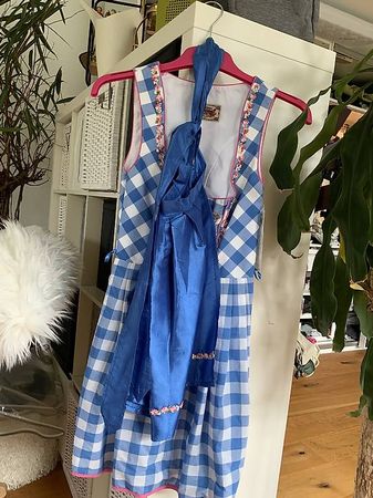 Dirndl, Grösse 32