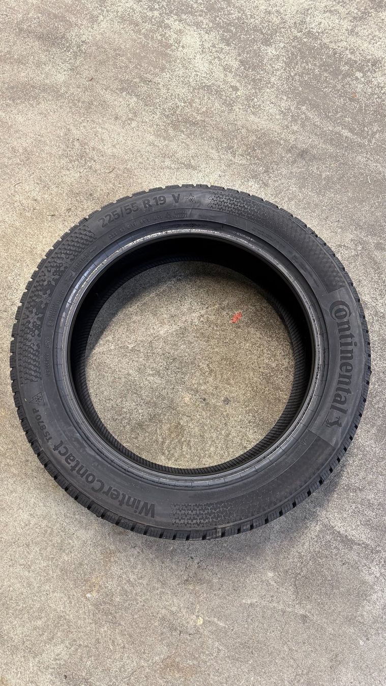Continental Pneumatici & Ruote complete: Continental Winterreifen 225/55R19 – Nuovo (secondo la descrizione) da Biel/Bienne venduto da orpundgarage 1