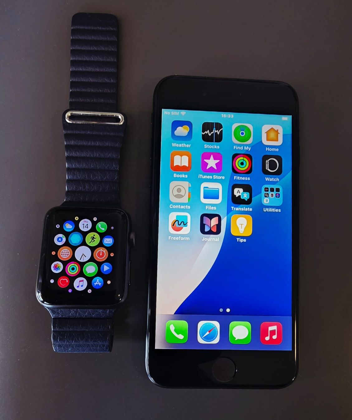 Apple Telefoni cellulari / Smartphones: Apple iPhone SE + Apple Watch Series 2 - Bundle – Usato da Studen BE venduto da tha_dhp8 1