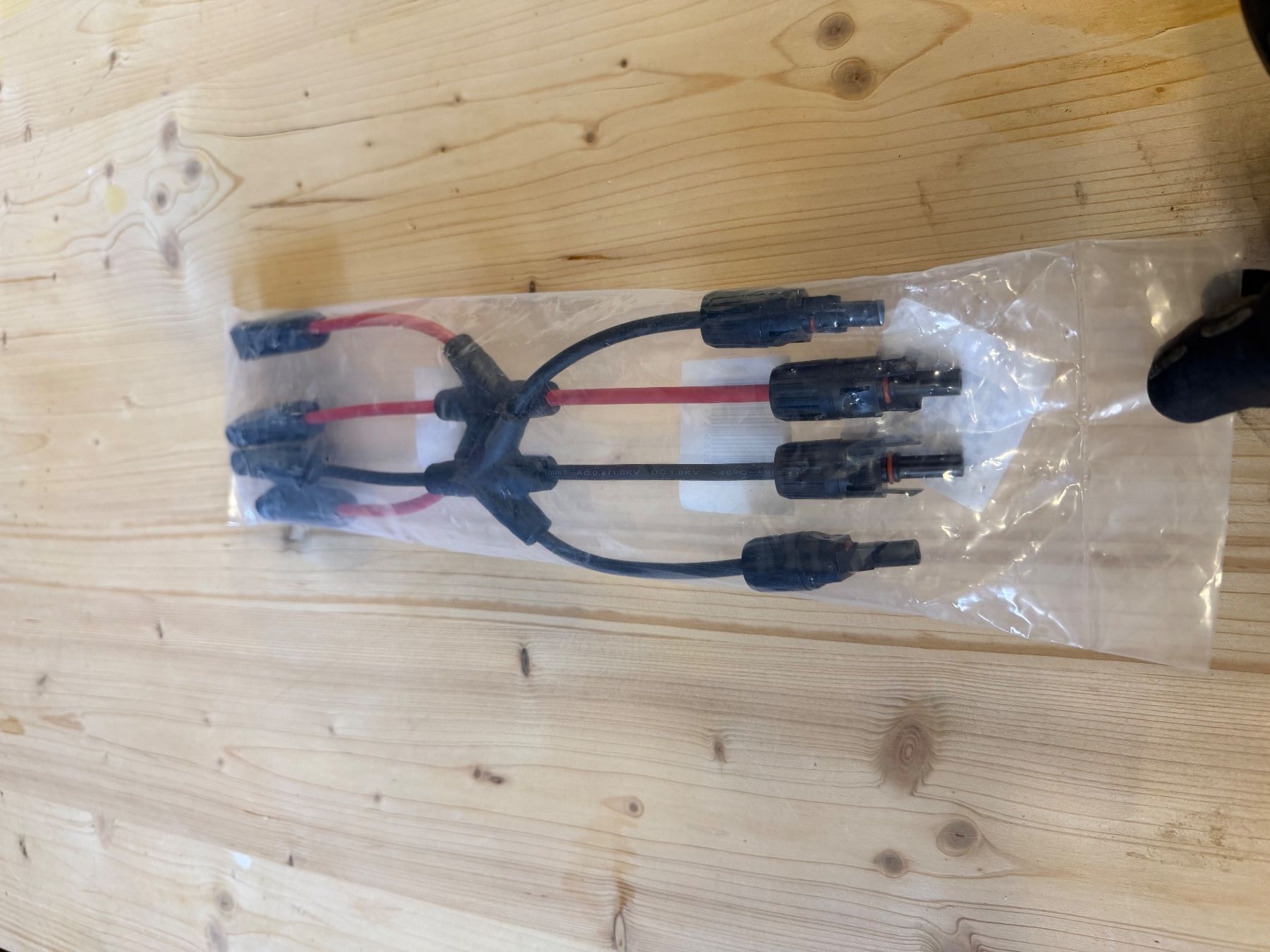 Alimentazione elettrica: 3 MC4 Verteiler Y-Stück Neu – Usato da Buch b. Frauenfeld venduto da vw_schmid 2