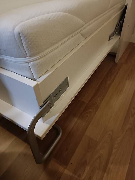 Lits: Gästebett / Klappbett – D'occasion à Aedermannsdorf par nick811 1