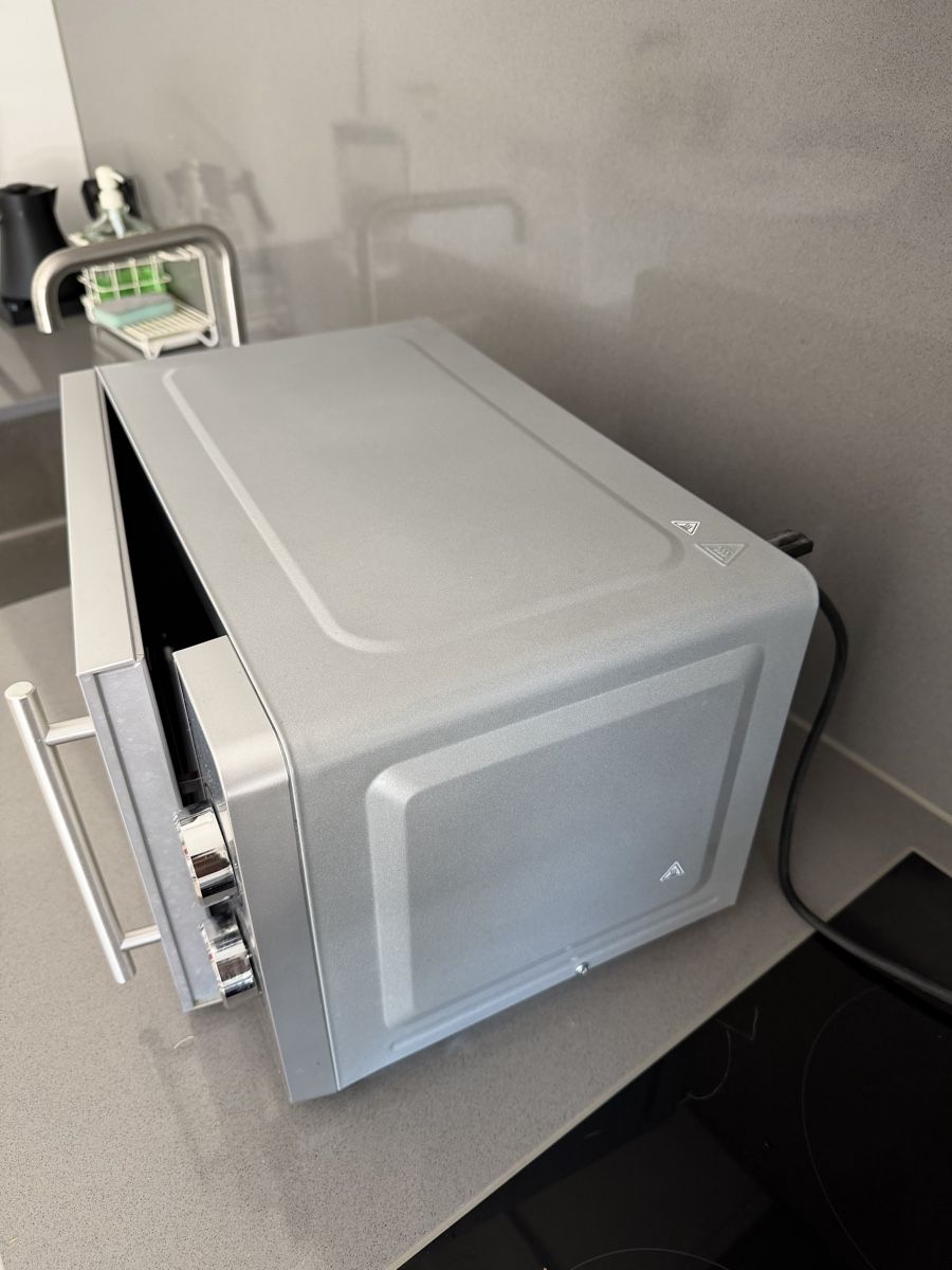 Fours: Microwave Koenig 20l – D'occasion à Zug par vla_jw2y 2