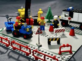 Lego 670 + 6647 + 6681 + strassenplatten