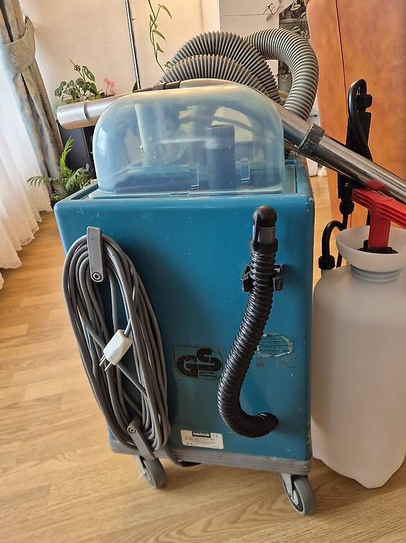 Tutte le macchine: Wetrok extravac 280 – Usato da Ittigen venduto da ongun 1