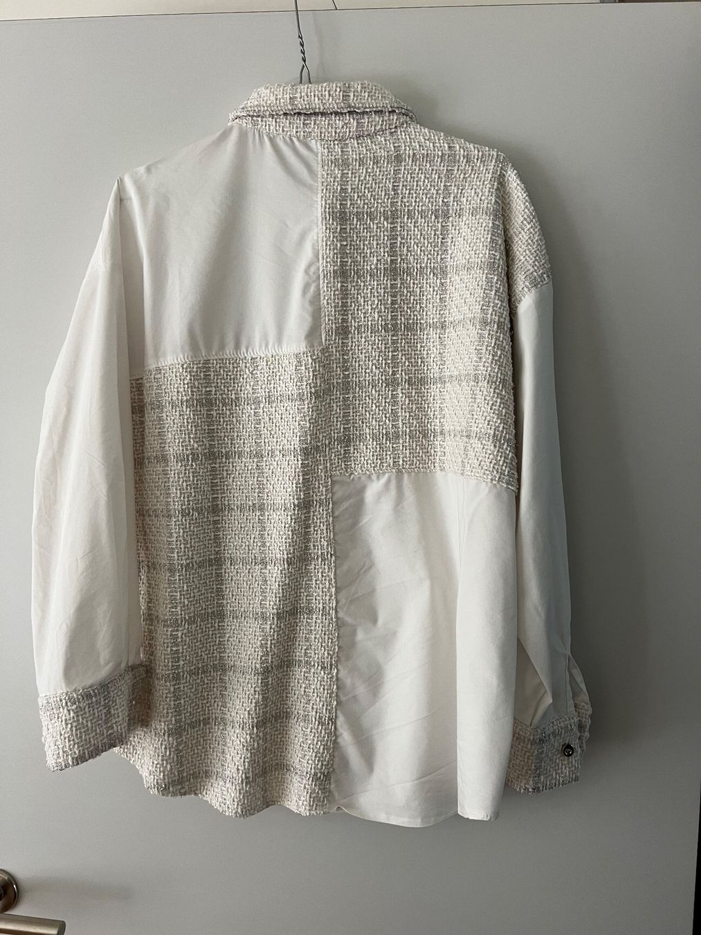 Camicette: Bluse mit Mustermix Applikationen, Grösse L – Usato da Wettingen venduto da Bojanic8 1