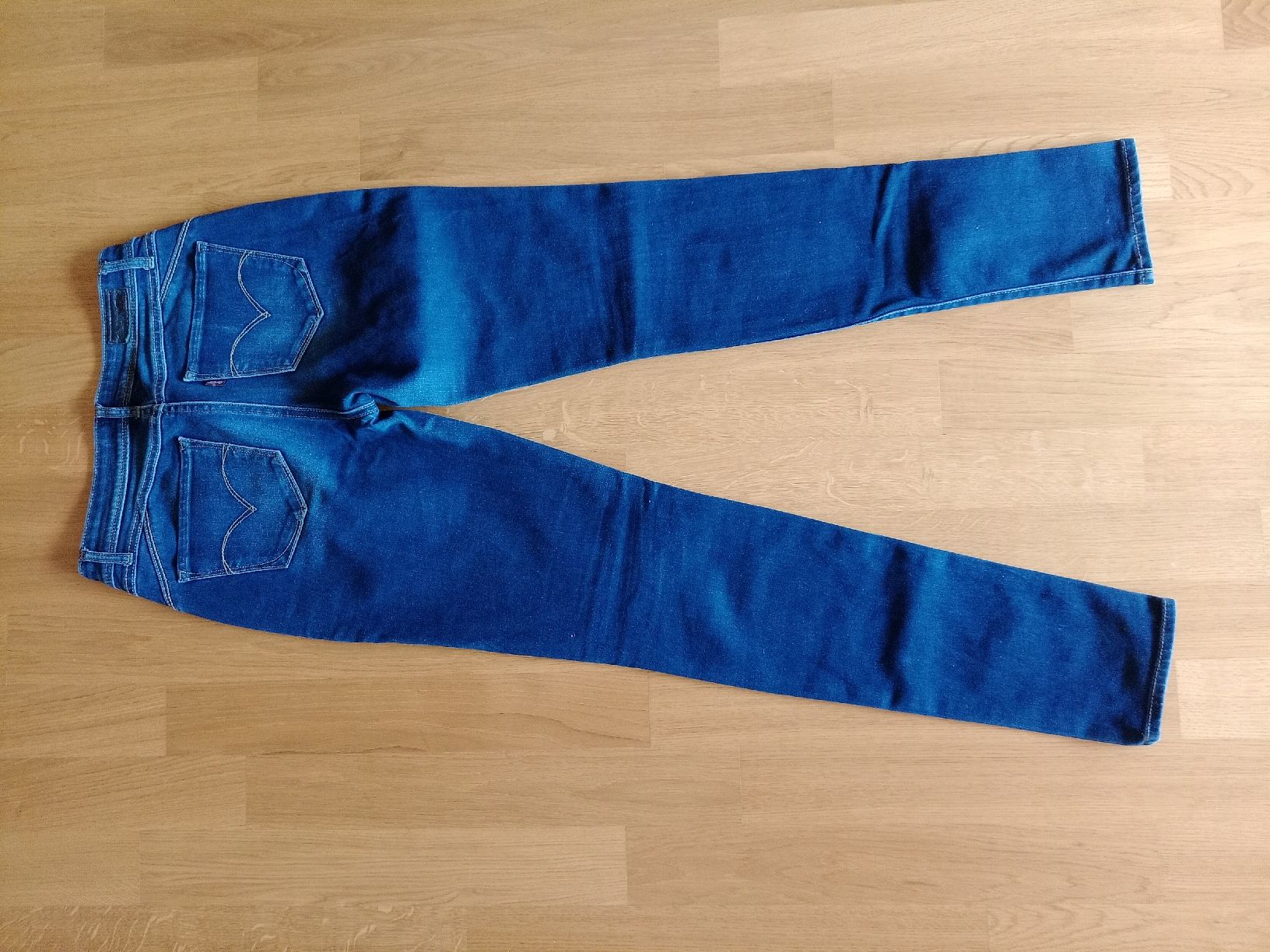 Levi's Jeans: Levis Jeans – Gebraucht aus Disentis-Muster von Bix03