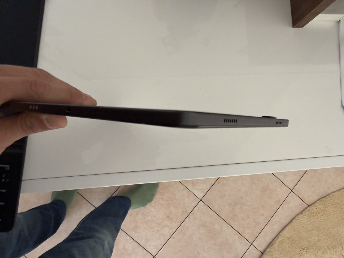 Samsung Tablet PC: Samsung pad A9 plus WiFi + keyboard – Nuovo (secondo la descrizione) da Zürich venduto da ste_2yyk 6