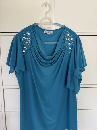 T Shirt mit Verzierungen Gr. 44/46