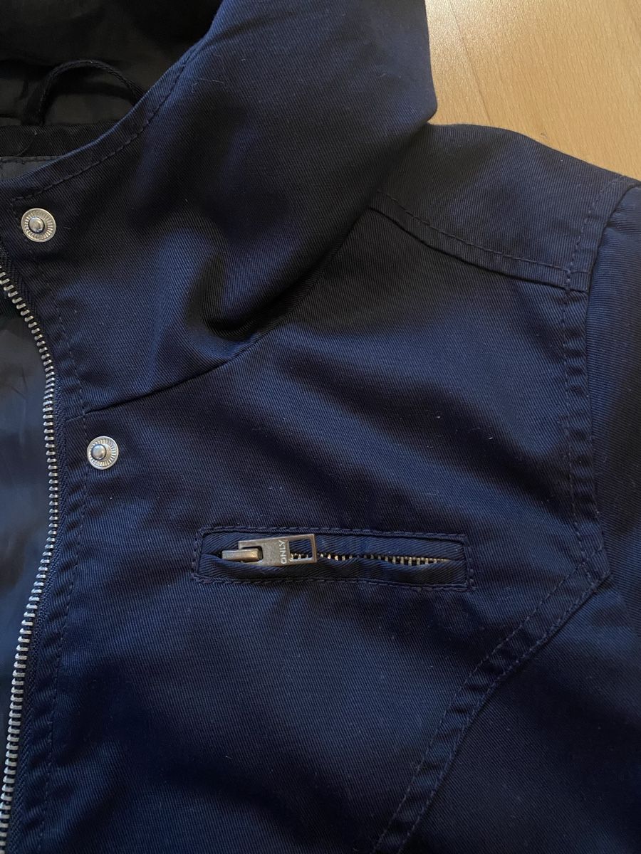 Only Giacche: Dunkelblaue Übergangsjacke von Only, Gr. M – Usato da Bassersdorf venduto da jeh99 4