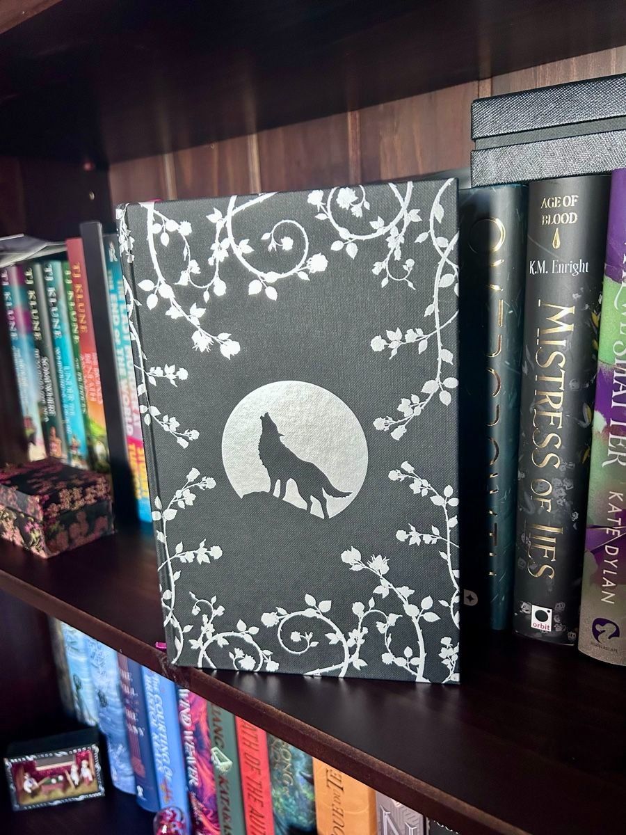 Libri: Bundle The Locked Library 2024 - The Spice Gate + Moonstone – Nuovo (secondo la descrizione) da Lausanne venduto da BookwormCH 1