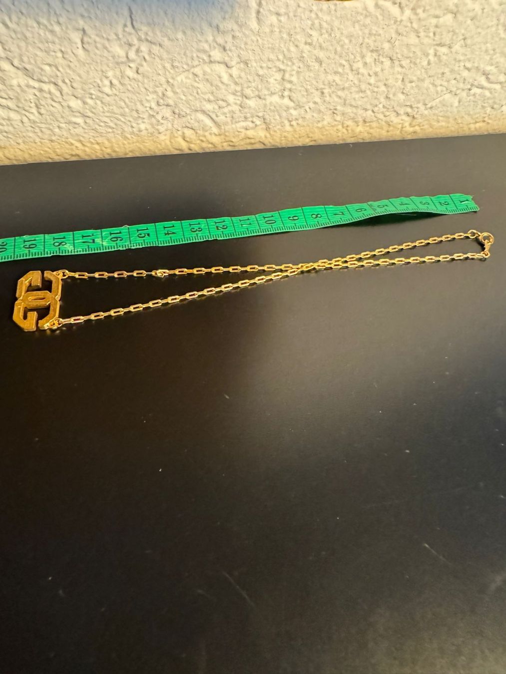 Givenchy Catenine: GIVENCHY Halskette / Necklace Goldfarben – Usato da Winterthur venduto da Dejv 3