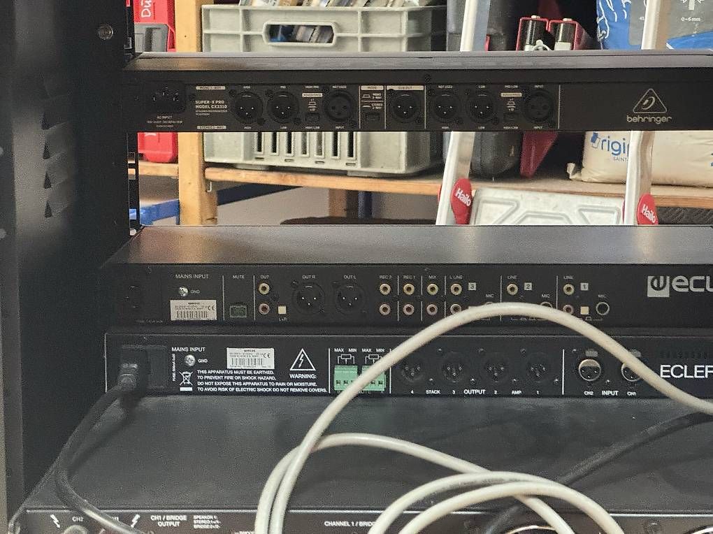 Amplificatori: Ecler verstärker 19"rack – Usato da Basel venduto da Rannakarbid 1