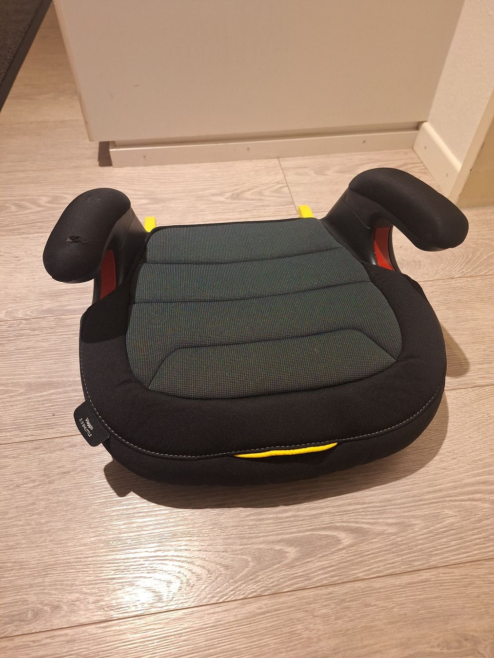 Seggiolini per auto: Kindersitz Viaggio Shuttle 2-3 / 15 -36 kg – Usato da Zürich venduto da Susan1510 1