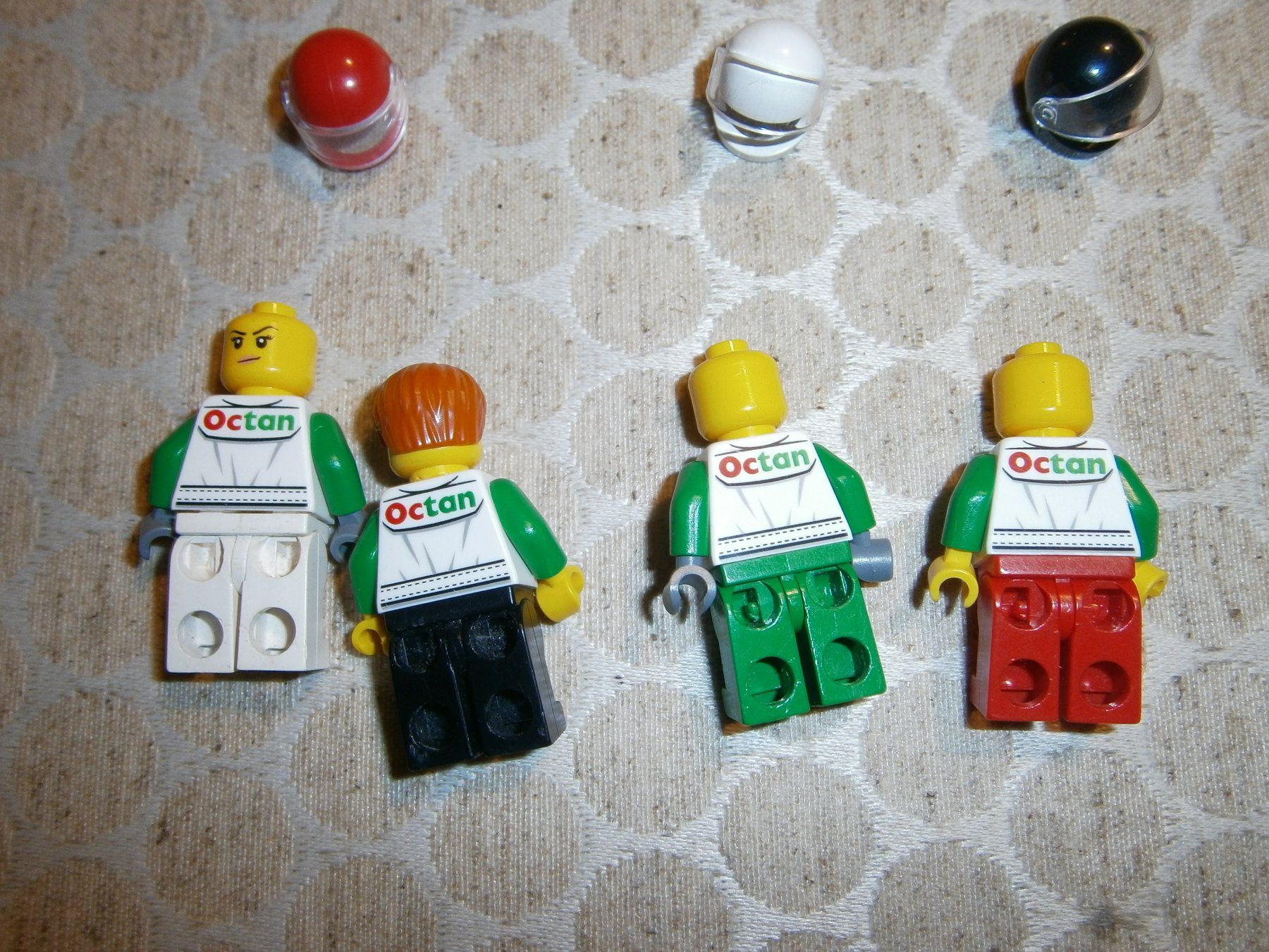 Lego Giocattoli: 4 Legofiguren – Usato da Glarus venduto da swimmy 2