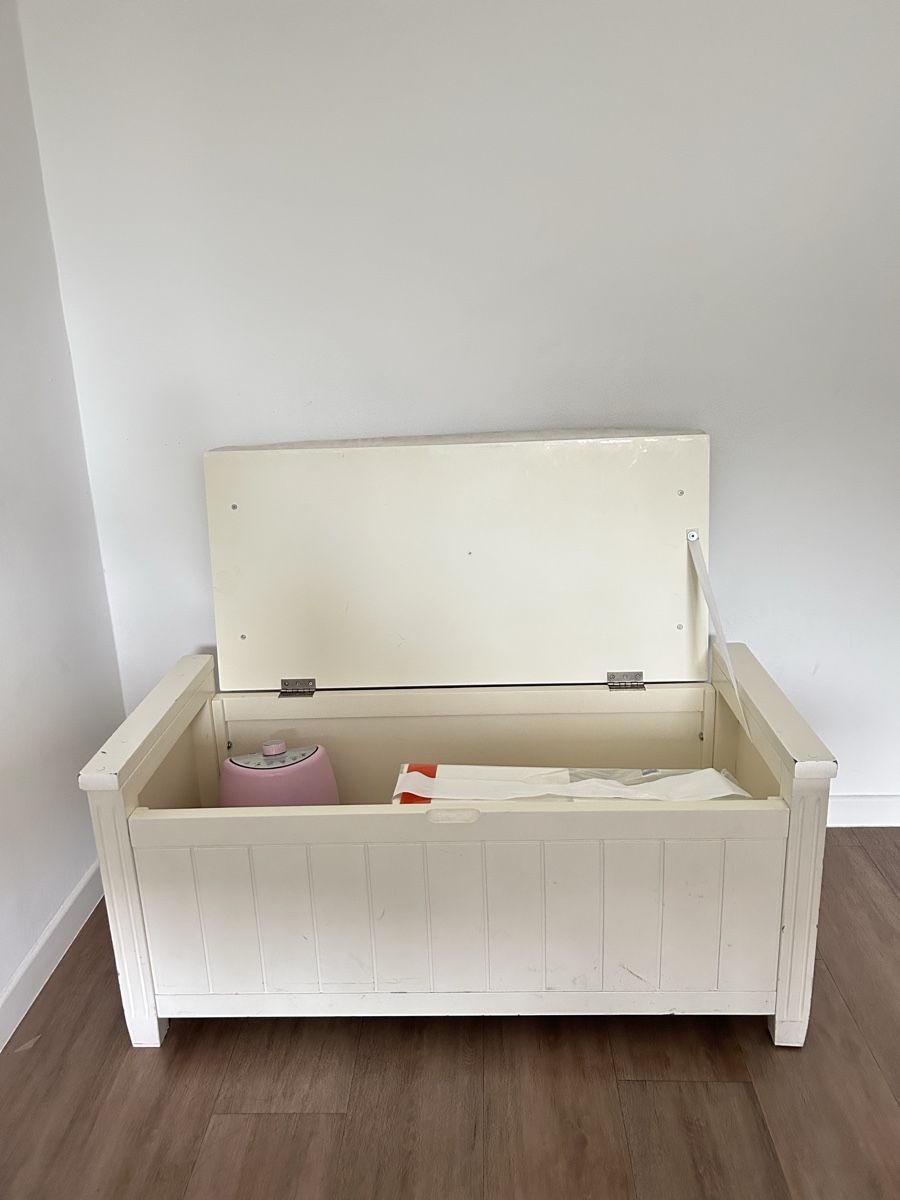 Panchine: Sitzbank mit Stauraum (Basel 4055) – Usato da Rütihof venduto da serouni5406 1