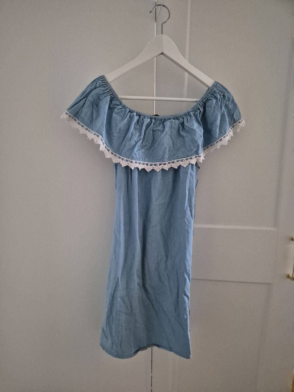 New Look Vestiti: Jeanskleid mit Spitze Grösse 40 – Usato da Abtwil SG venduto da babsiie89