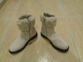Unisa neue wunderschöne Winterstiefel, 29 NP 120 Fr