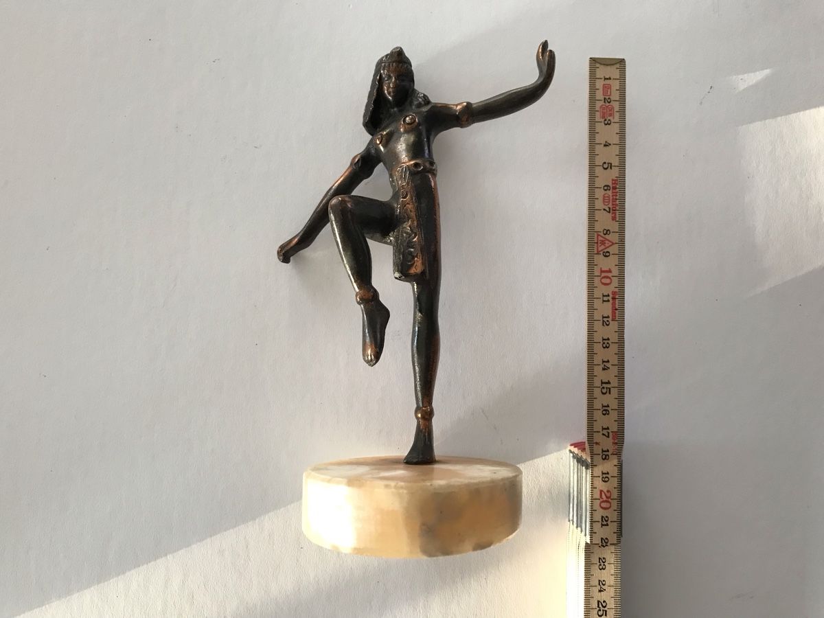 Statuette: Statuette danseuse orientale Art Déco sur socle onyx – Usato da Penthaz venduto da Petrus45 3