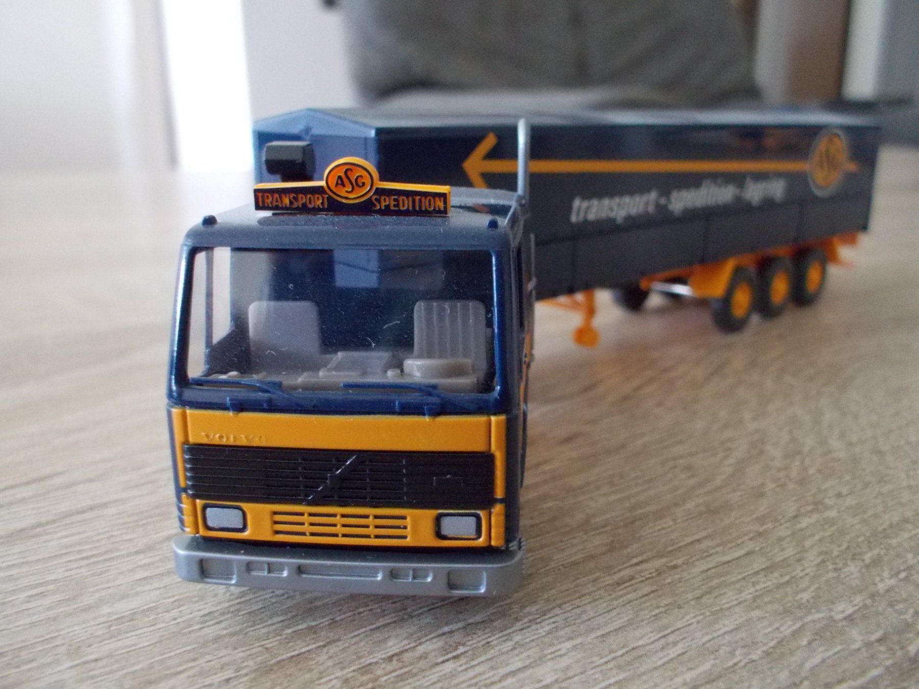 Albedo Modellini d'auto: Volvo FL10 – Nuovo (secondo la descrizione) da Weinfelden venduto da Simalaia 2