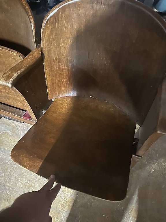 Fauteuils: Antiker Kinosessel – D'occasion à Biel/Bienne par Nefats 1