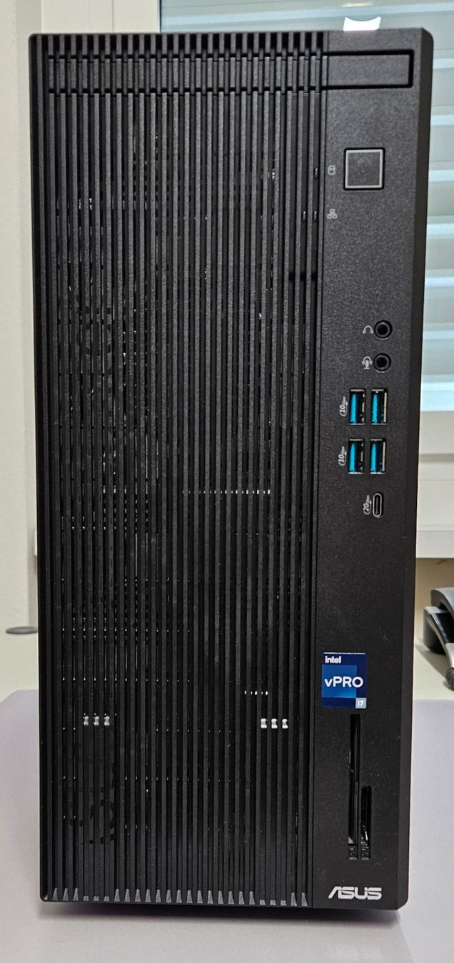 Asus PCs: ASUS Expert Center D9 – Gebraucht aus Zürich von Sailor21 1