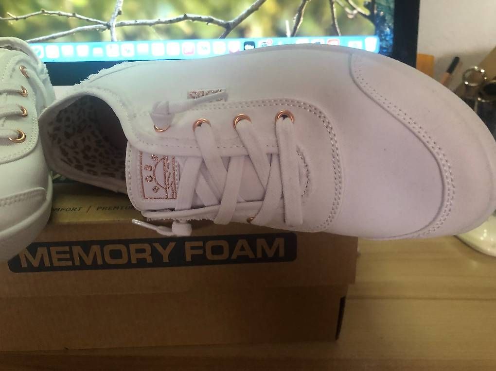 Scarpe da donna: baskets bases blanches – Usato da Le Vaud venduto da mla_88hm 1