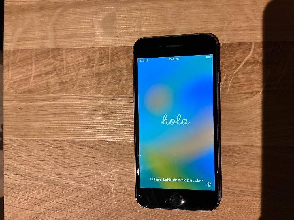 Apple Portables: Iphone 8 CE – D'occasion à Herznach par ubit