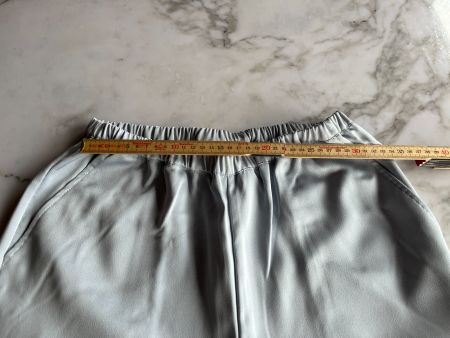 Another Label, Damenhose, elegantes hellblau