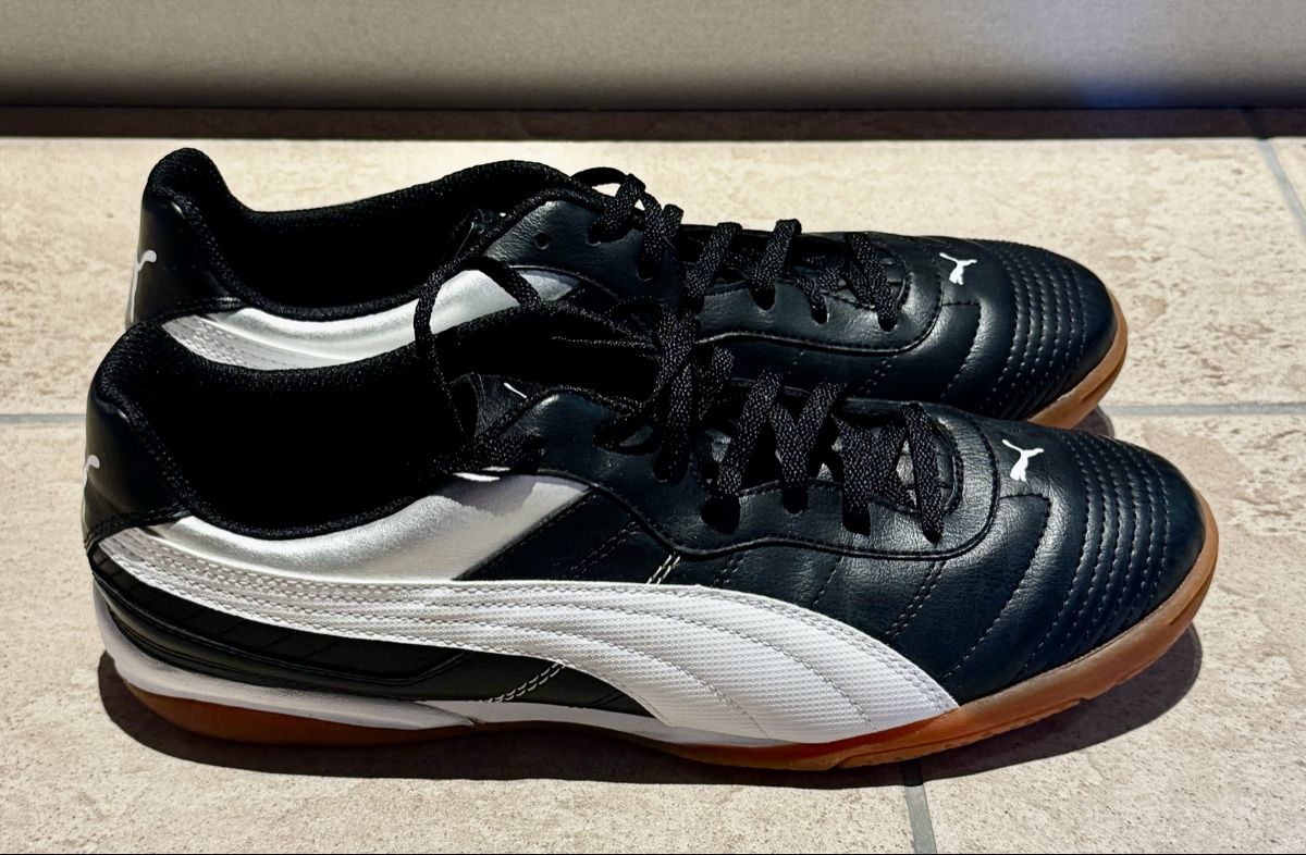 Puma Herrenschuhe: Puma Fussball / Hallenschuhe | Gr. 45 – Neu (gemäss Beschreibung) aus Berg am Irchel von latustrade 2