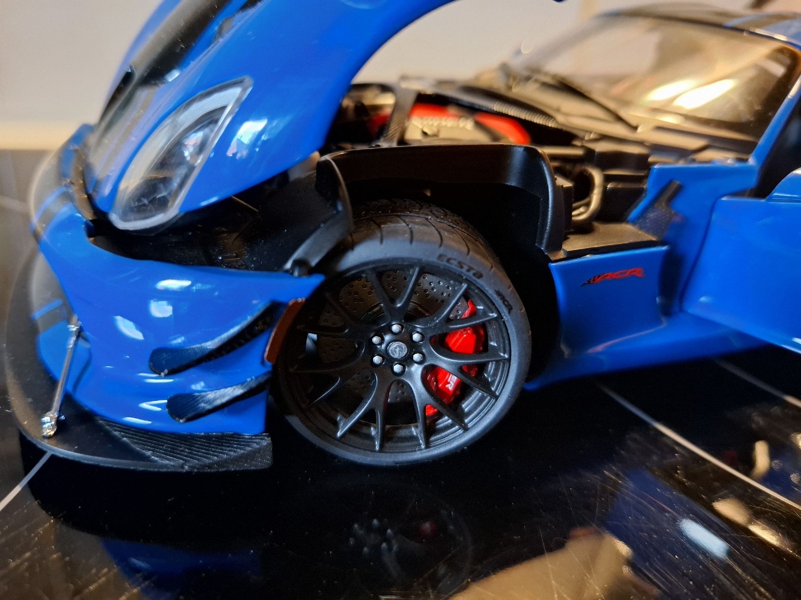 Dodge Modellini d'auto: 1:18 Viper ACR – Nuovo (secondo la descrizione) da salmsach venduto da wvaudirs4 2