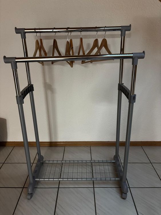 Kleiderständer 2