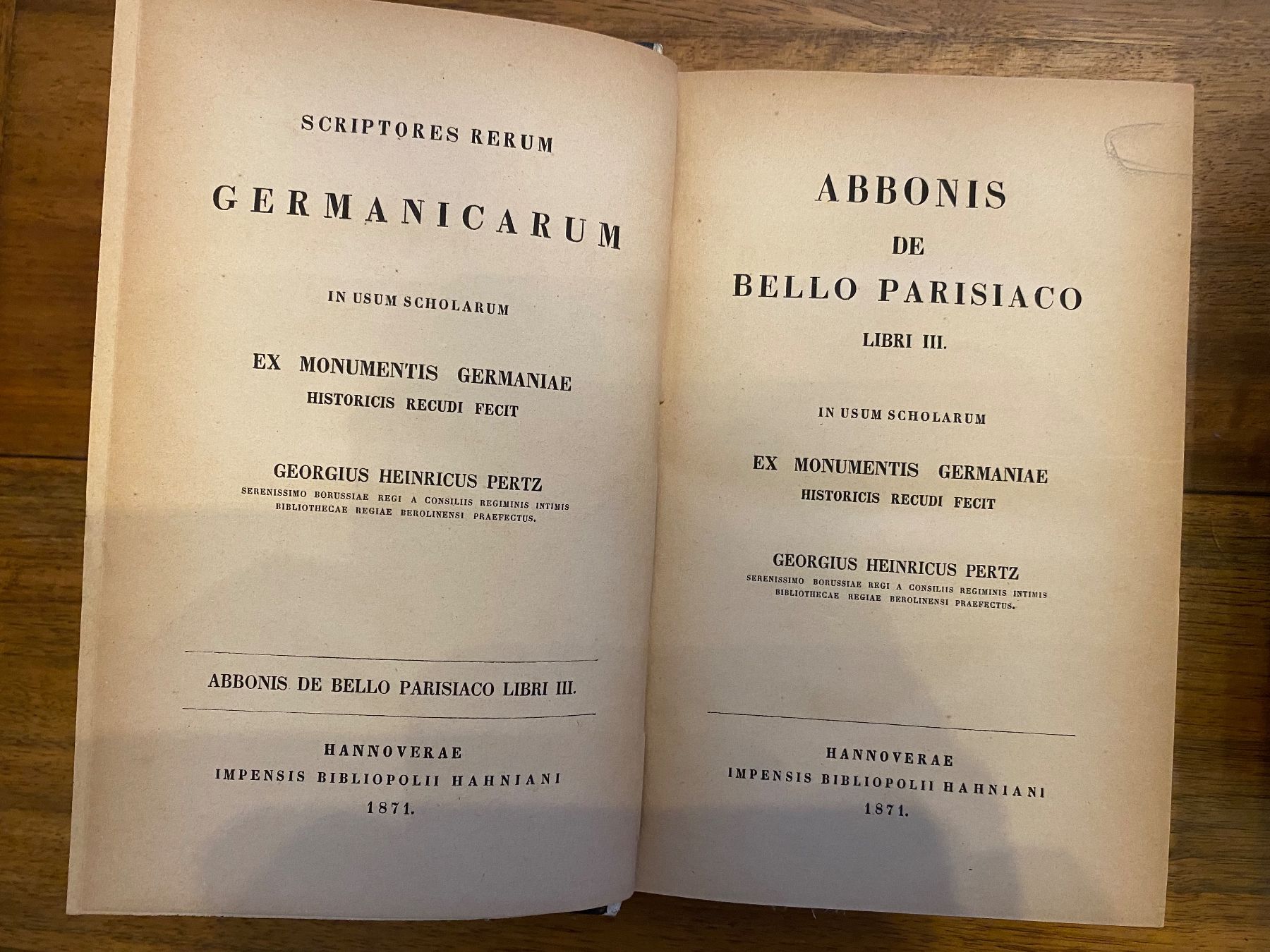 Bücher: Edle Bücher, 10 Bände – Gebraucht aus Bever von Sarabaer1 1