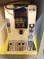 Kaffeevollautomat DeLonghi Dinamica hellbeige gebraucht