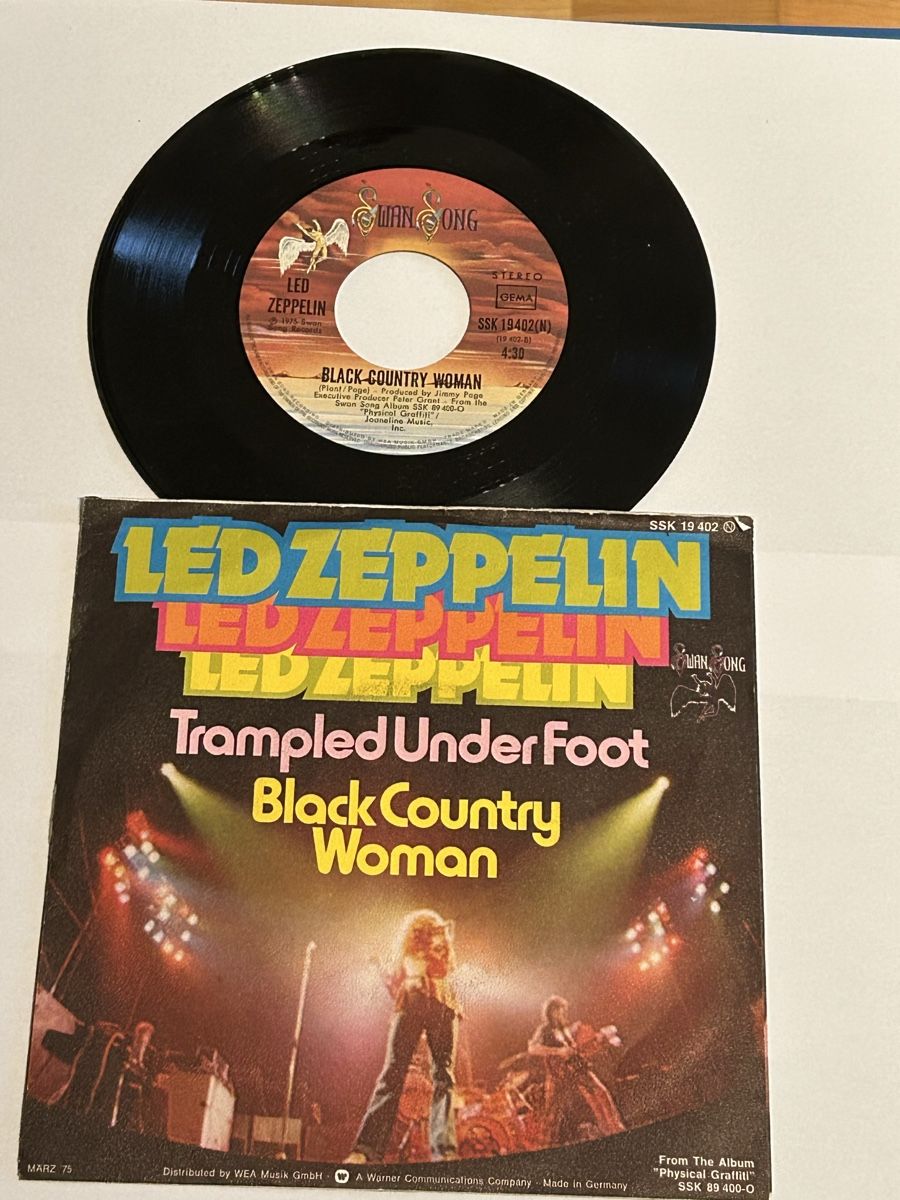 Dischi in vinile: Led Zeppelin. 1975. Trampled Under Foot – Usato da Faulensee venduto da Mizuno06 2