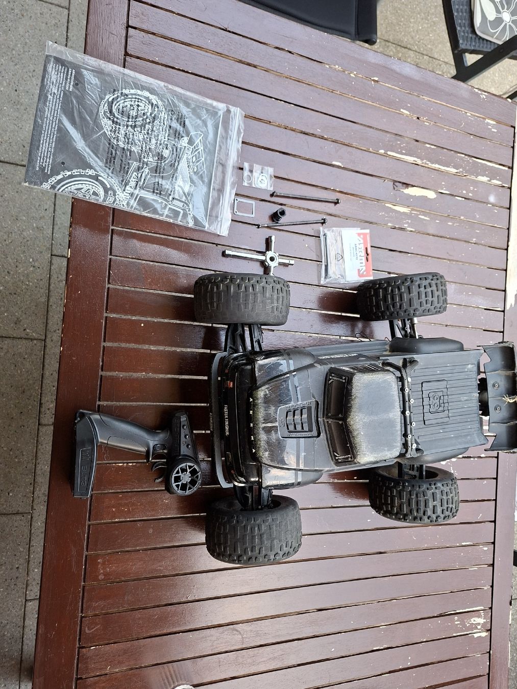 Arrma Modellismo RC: RC Auto Arrma Notorious 4WD mit Zubehör – Difettoso da WINTERTHUR venduto da MAMI210