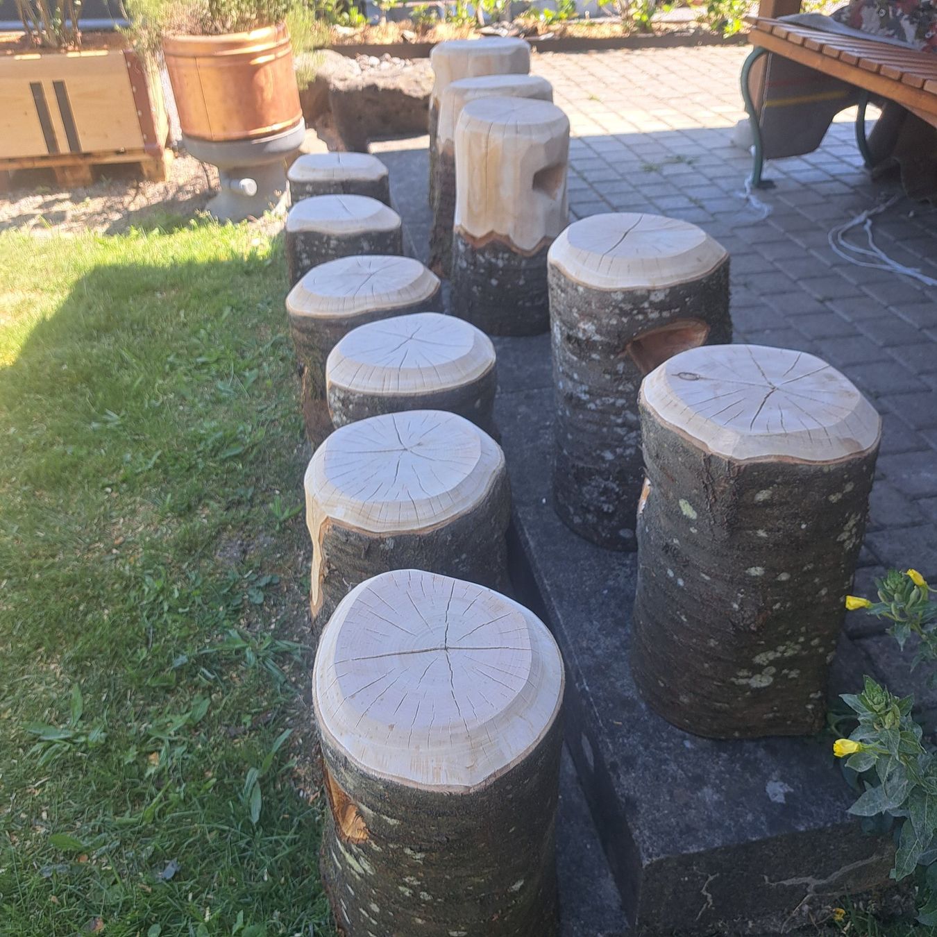 Tabourets: rundholz hocker kirschbaum – Neuf (Voir description) à Benzenschwil par 007tinu 7