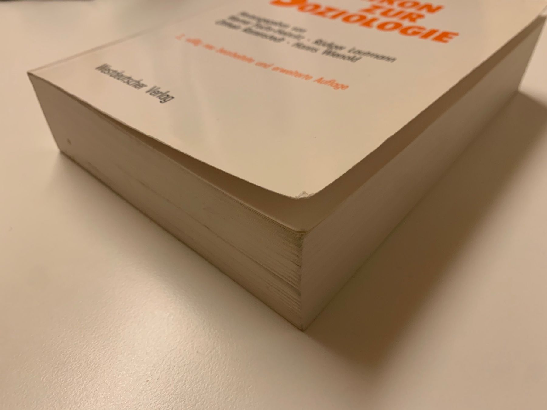 Bücher: Lexikon zur Soziologie, 1994 – Gebraucht aus Zürich von Leonieonie. 5
