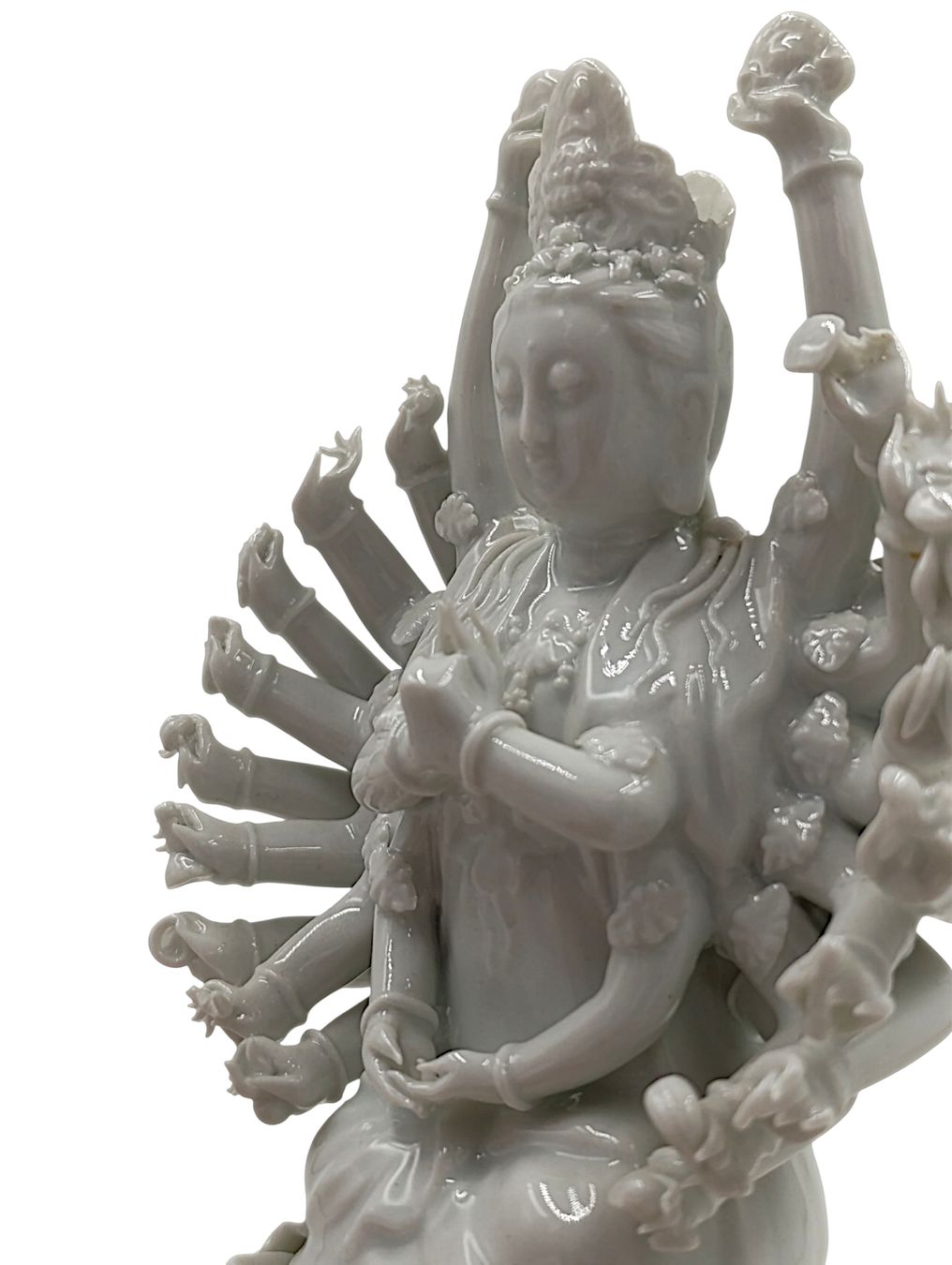 Figuren: Chinesische Blanc-de-Chine-Guanyin  – Gebraucht aus Hochfelden von Historium 4